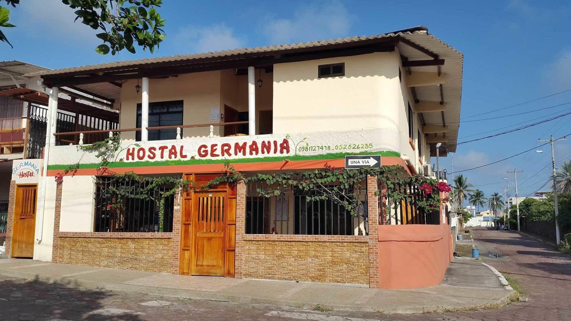 Hospedaje Germania Puerto Ayora  Exterior photo
